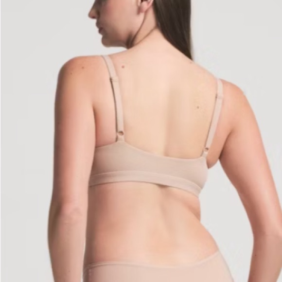 SKIMS FITS EVERYBODY SCOOP BRALETTE - Picture 3 of 10